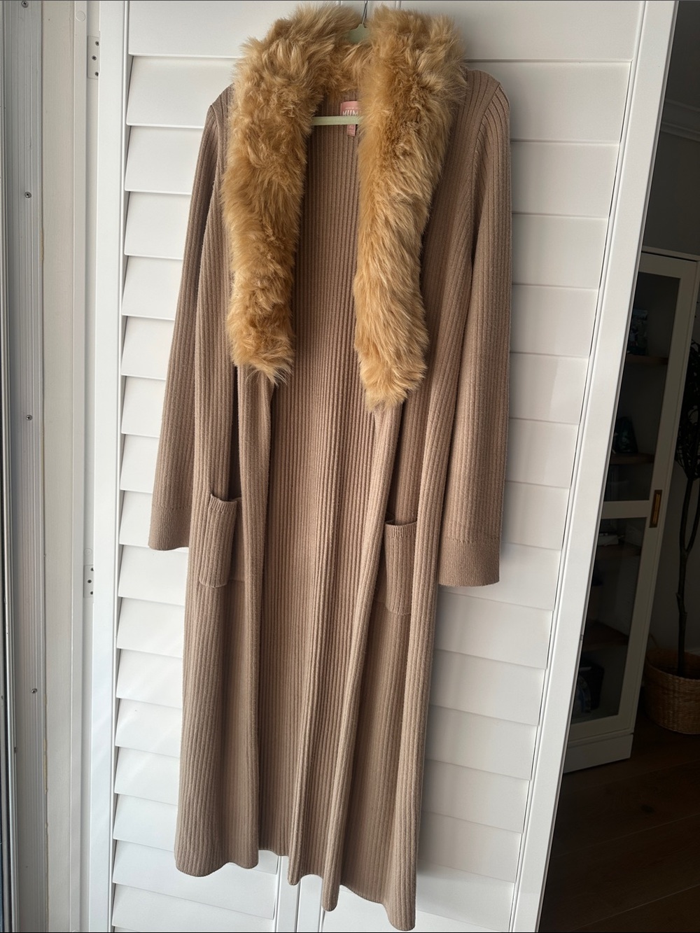 Show me your MuMu “Lombardi” long cardigan with faux fur